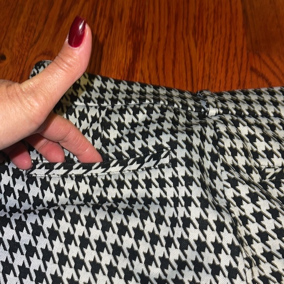 Express Hoodstooth pattern Pants. Stretch plus, skinny midrise size 4R New NTAG - Picture 6 of 8